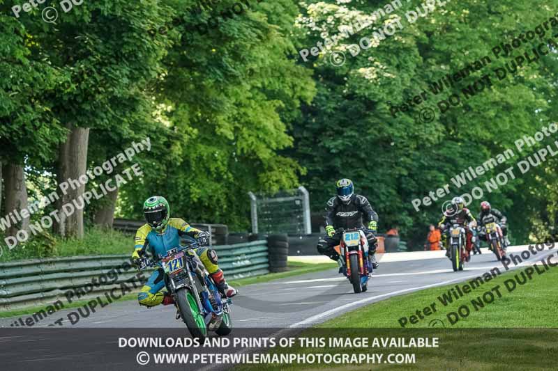 cadwell no limits trackday;cadwell park;cadwell park photographs;cadwell trackday photographs;enduro digital images;event digital images;eventdigitalimages;no limits trackdays;peter wileman photography;racing digital images;trackday digital images;trackday photos